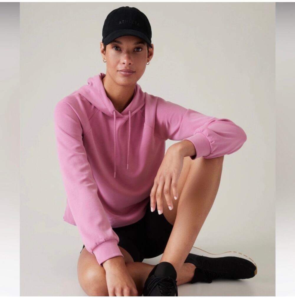 Athleta Seasoft Hoodie Sweatshirt Womens Medium Pink Athleisure Travel Lounge